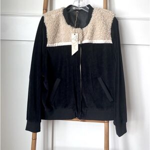 NWT Gimmicks Black and Sherpa Women’s Bomber Jacket